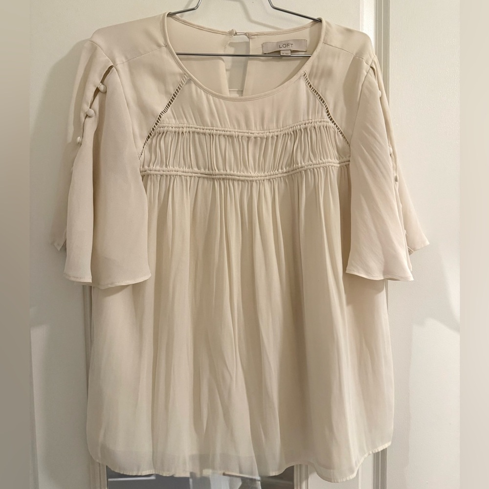 LOFT Ivory Beautiful Flutter Sleeve Blouse, Fully Lined, size Medium